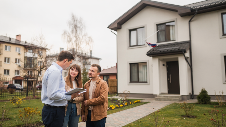 Как пользоваться сервисами предпродажной оценки и проверки дома на 519 Hearth Glen